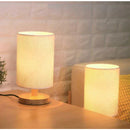 Luminária de Mesa LED em Madeira Nórdica